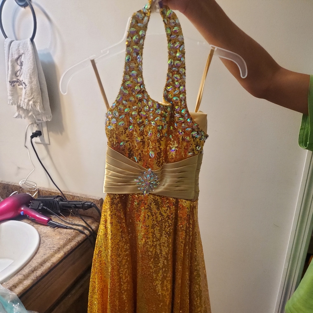 2 dresses for price of 1